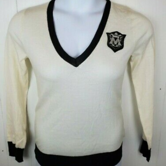 Club Monaco Sweaters - Club Monaco V neck merino wool sweater